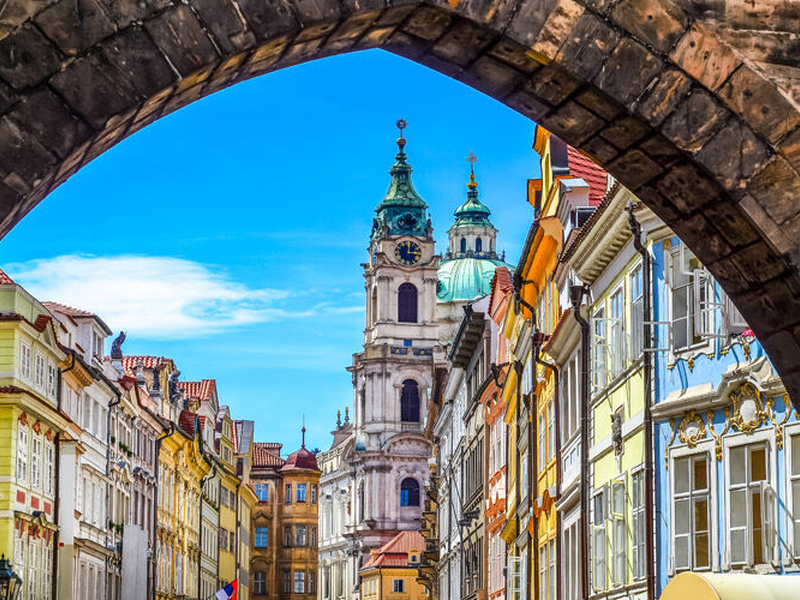 Uçaklı Orta Avrupa Masalı Turu Ajet Havayolları İle 7 Gece 8 Gün