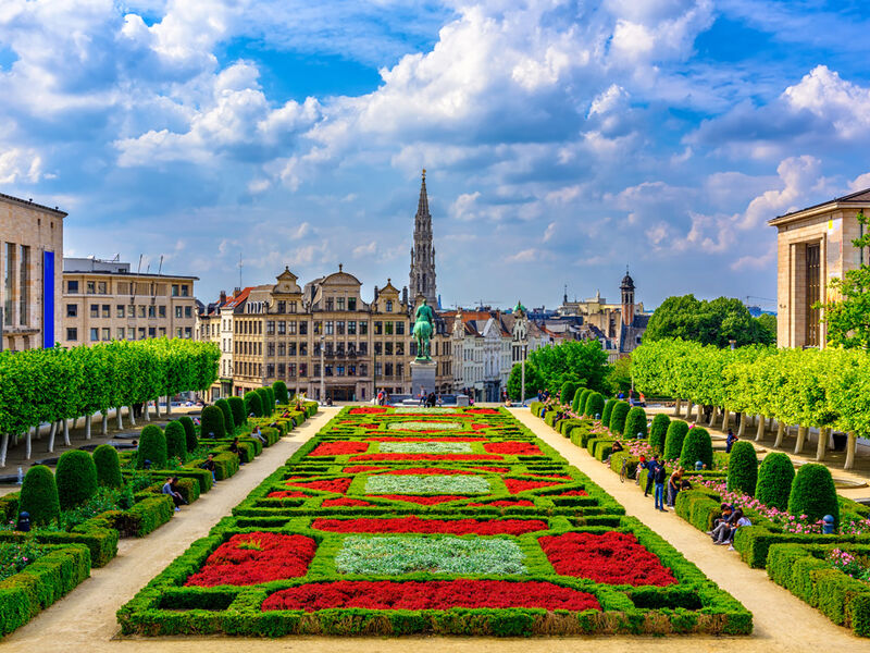 İzmir'den Direkt Hareket Görkemli Üçlü Benelüx & Fransa & Almanya 7 Gece - SunExpress ile 15 Mart Hareket (Ramazan Bayramı Özel) AT077