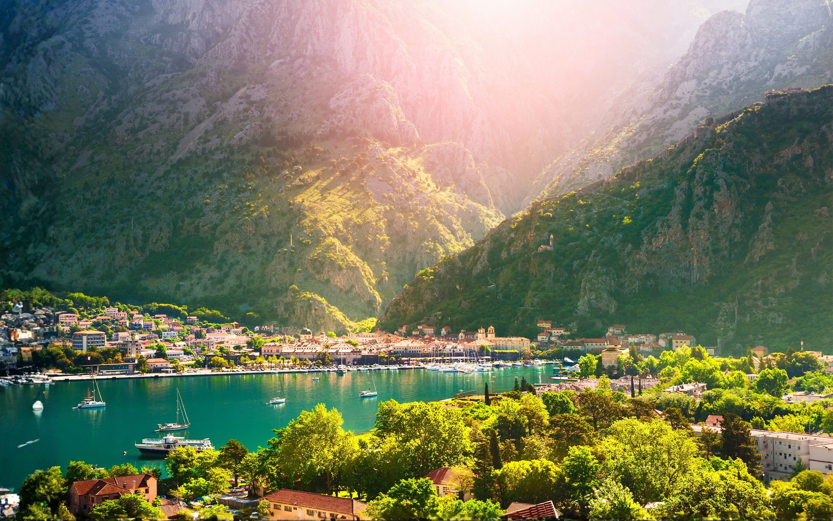 Vizesiz Uçaklı Balkan Masalı (Ekstra Turlar Dahil) SJJ-SKP Kasım Ara Tatil Özel