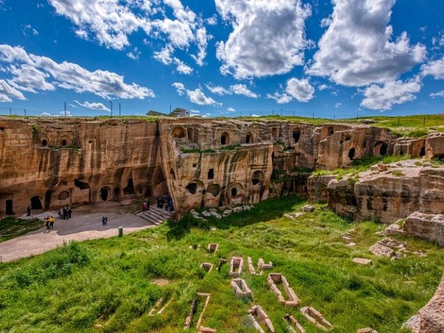 29 Ekim Özel İkonik GAP Tarsus ve Adana Turu  | 4 Gece Konaklamalı Otobüslü Uşak Çıkışlı