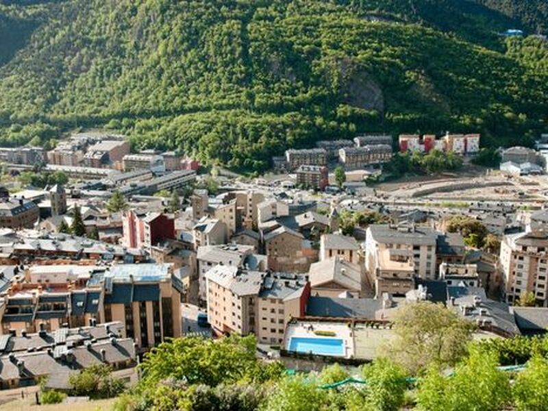 Ankara Hareketli İspanya'nın Kalbi Madrid & Barselona Turu Ajet İle Yaz Dönemi(MAD-BCN)