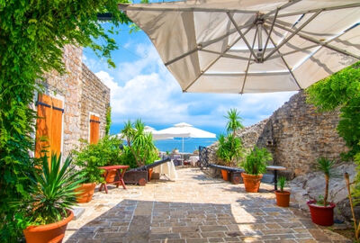 Kosovalı Büyük Balkanlar Turu AJet ile Extra Turlar ve Akşam Yemekleri Dahil TZL-TZL