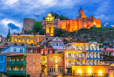 Adana - Mersin Çıkışlı Uçaklı Karadeniz Batum Tiflis Van Havzası Turu (6 Gece Konaklama)