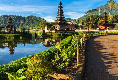 Endonezya Malezya Bali Turu 12 Gün EJ001