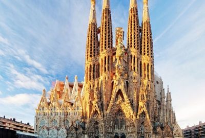 Elazığ Hareketli Barcelona Turu Ajet Havayolları İle 3 Gece Promosyon